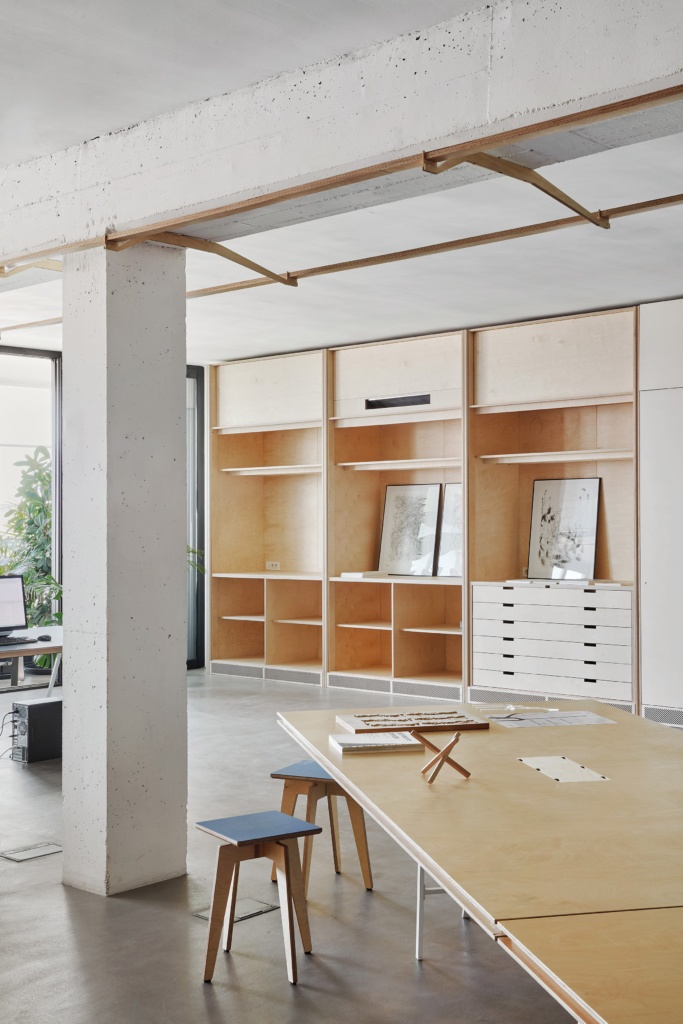 Un espace de co-working pour architectes et designers à Barcelone • Les Bons Détails